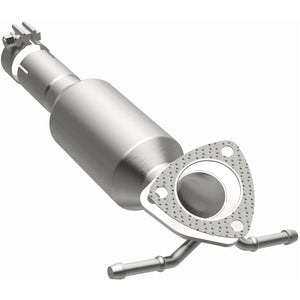 MagnaFlow 16-17 Chevrolet Cruze 1.4L California Grade CARB Compliant Direct-Fit Catalytic Converter