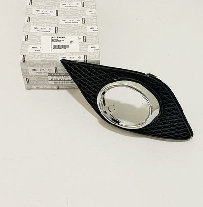 New Genuine Nissan Infiniti G37 Front Bumper Left Fog Light Trim 62257-1NL0A