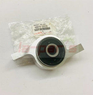 NEW GENUINE FOR LEXUS FRONT RIGHT LOWER CONTROL ARM BUSHING 48075-30030