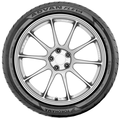 Yokohama Advan Fleva V701 Tire - 225/35R18 87W