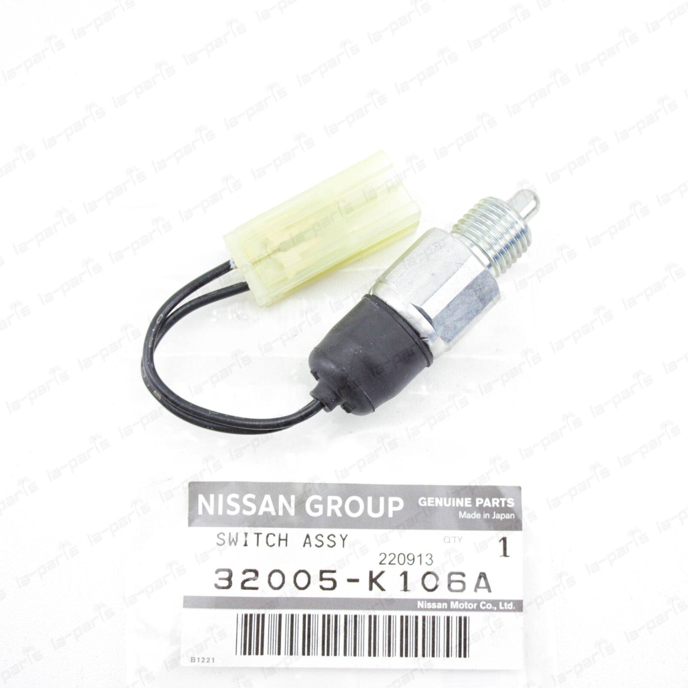 New Genuine Nissan Skyline R32 R33 200SX S14 Reverse Light Switch 32005-K106A