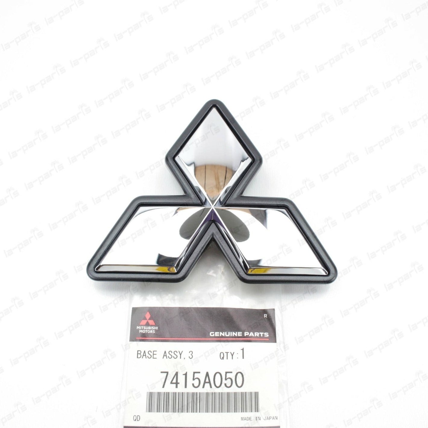NEW GENUINE MITSUBISHI EVOLUTION 9 EVO IX FRONT EMBLEM  7415A050