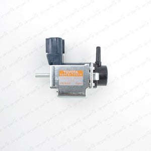 NEW GENUINE TOYOTA 1988-1998 LAND CRUISER VACUUM SWITCHING VALVE 90910-12079