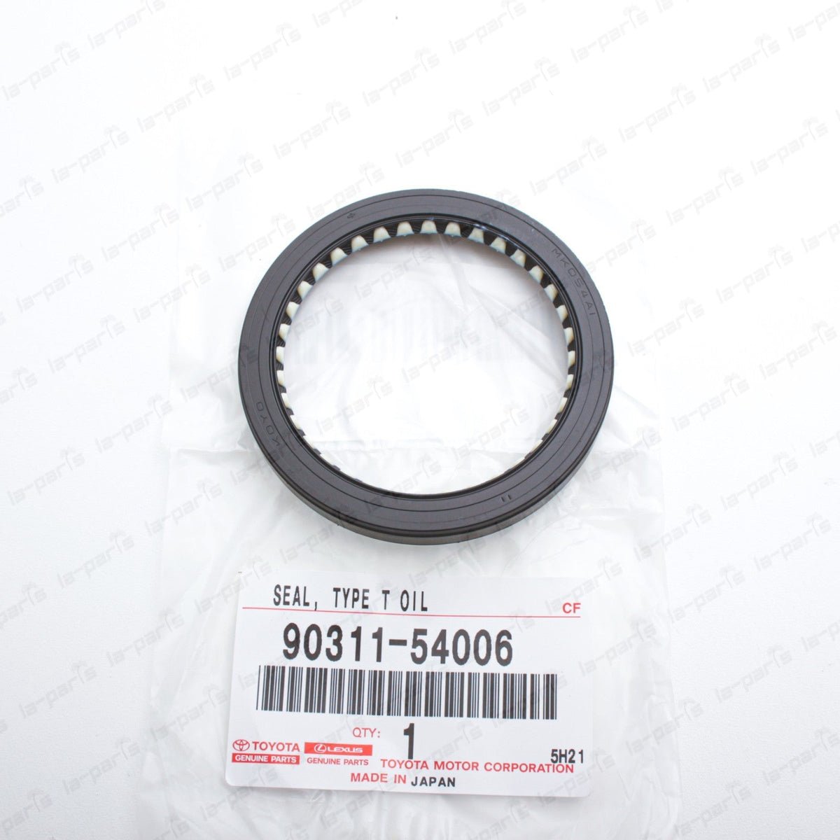 New Genuine OEM Toyota RAV4 NX200t NX300 Differential Pinion Seal 90311-54006