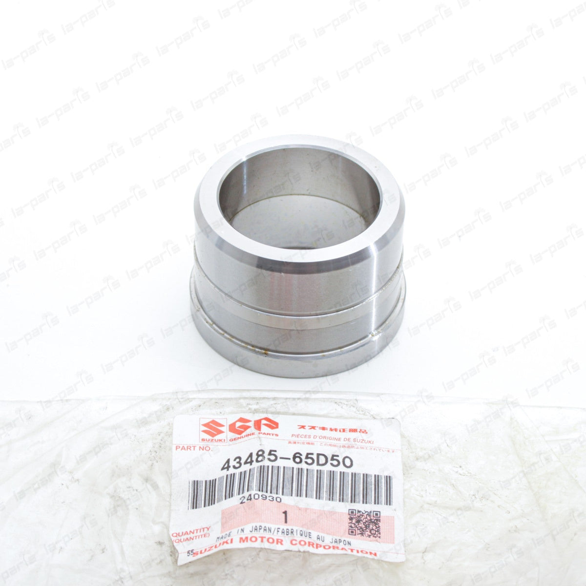 New Genuine OEM Suzuki 98-05 Grand Vitara Rear Bearing Retainer 43485-65D50
