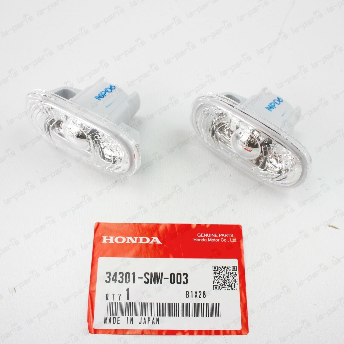 GENUINE HONDA CIVIC TYPE-R FD2 SIDE MARKER CLEAR 34301-SNW-003 SET OF LH & RH