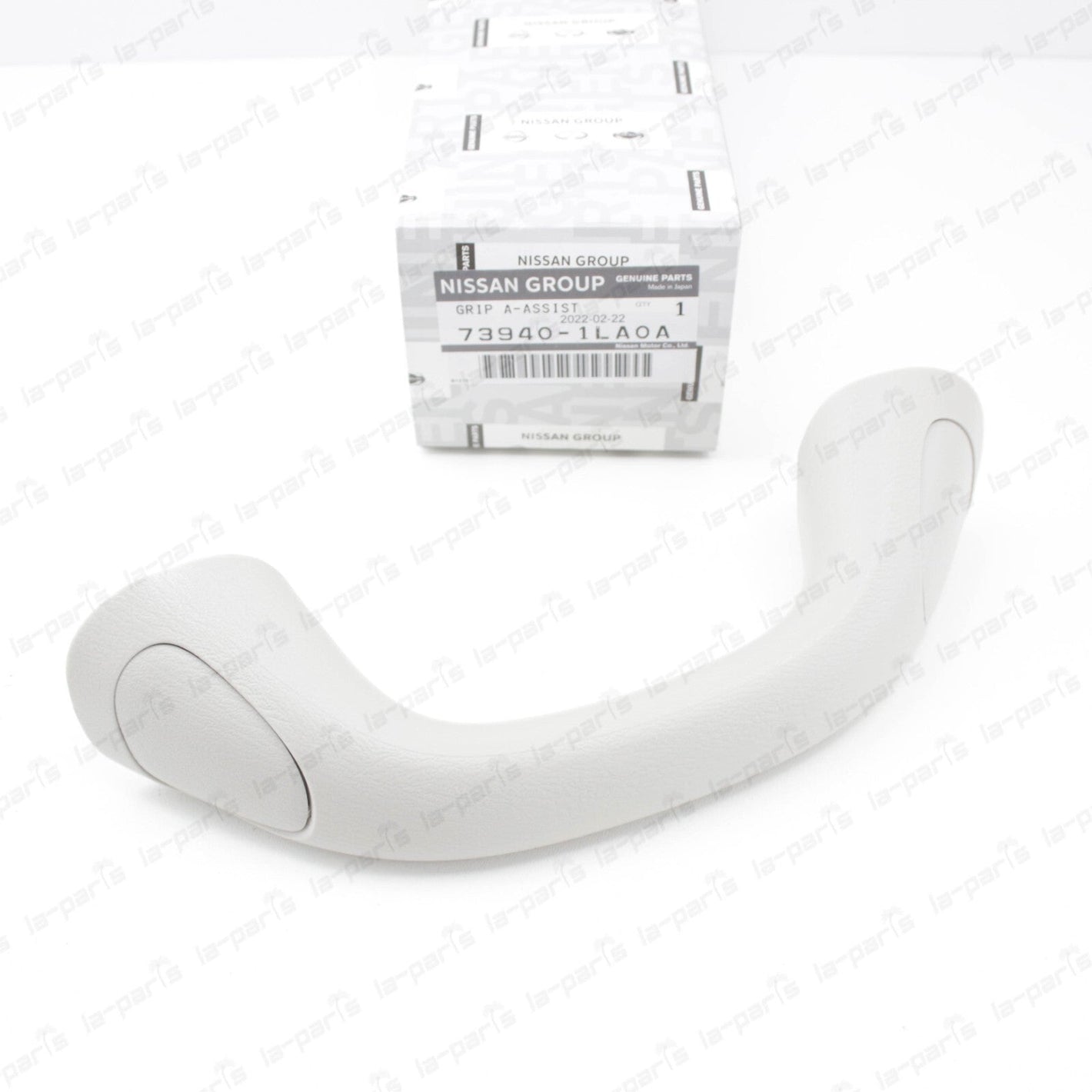 GENUINE INFINITI 11-14 QX56 QX80 FRONT PILLAR GRIP HANDLE  ASSIST 73940-1LA0A