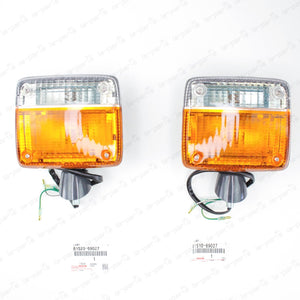 GENUINE TOYOTA LAND CRUISER FJ40 BJ40 FRONT TURN SIGNAL LIGHTS LAMP  LH & RH SET