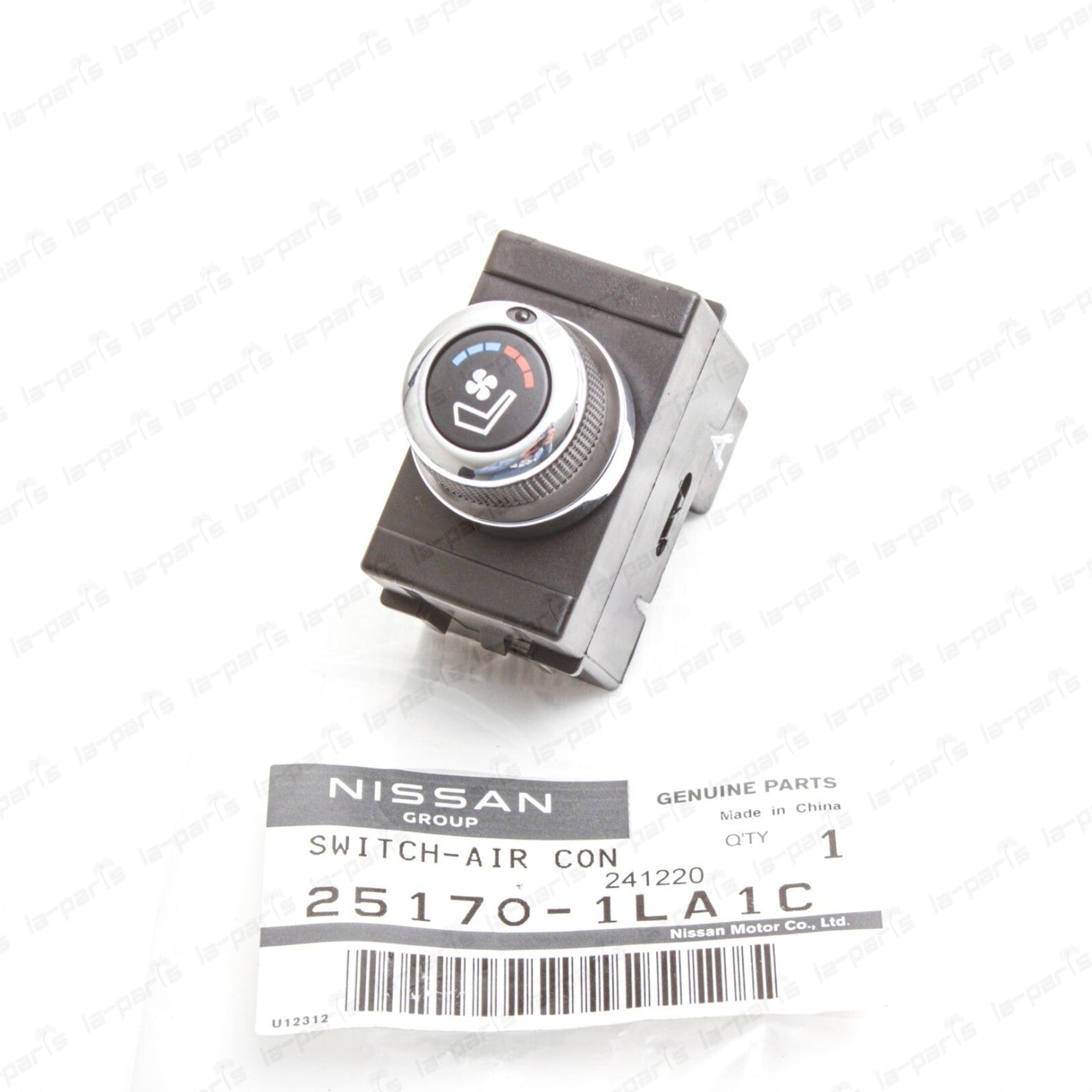 New Genuine Nissan Armada Maxima Titan Murano Seat Heater Switch 25170-1LA1C