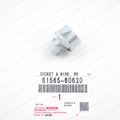 New Genuine Toyota LC 120 Prado Back Up Lamp Socket NO.3 81565-60620