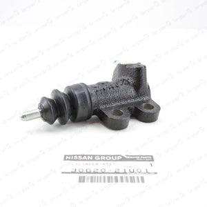 NEW GENUINE FOR NISSAN CLUTCH SLAVE CYLINDER FOR GTR R32 R33 R34 AWD 30620-21U01