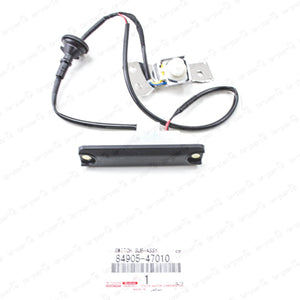 Genuine Toyota 04-09 Prius Luggage Electric Key Switch W/smart Entry 84905-47010