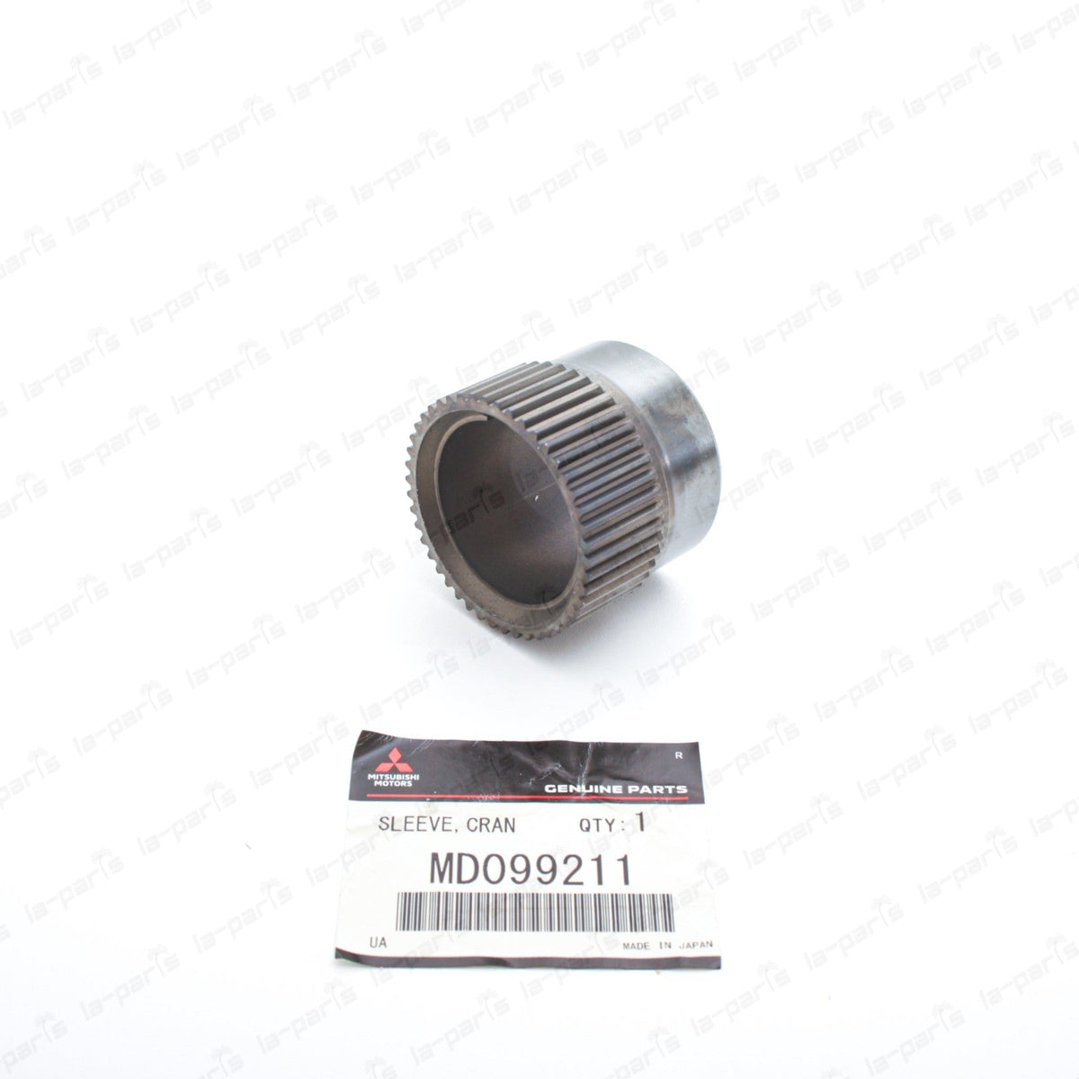 New Genuine OEM Mitsubishi Pajero L200 Oil Pump Drive Gear Sleeve MD099211