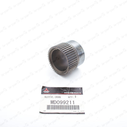 New Genuine OEM Mitsubishi Pajero L200 Oil Pump Drive Gear Sleeve MD099211