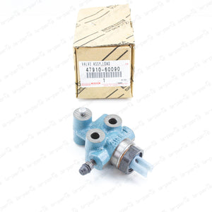New Genuine Load Sensing Proportioning Valve 1993-1997 LX450 Land Cruiser FZJ80