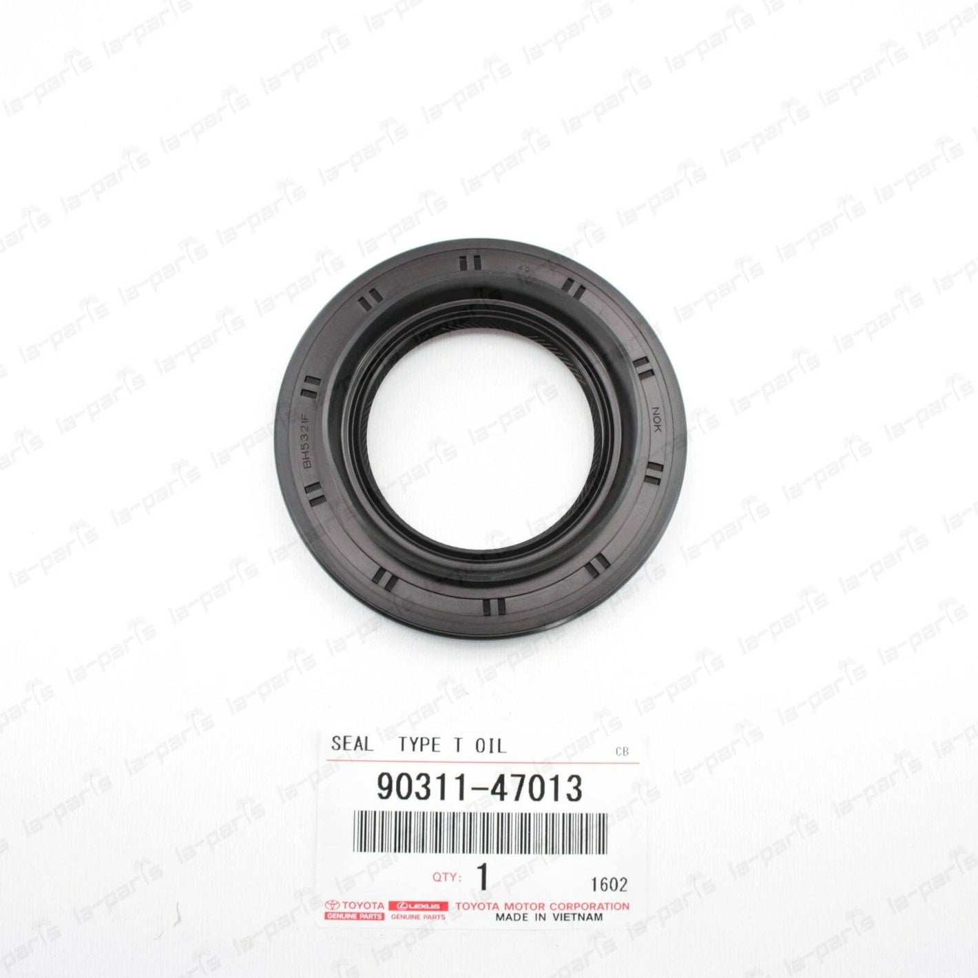 New Genuine Toyota  Type-T Axle Shaft Oil Seal 90311-47013