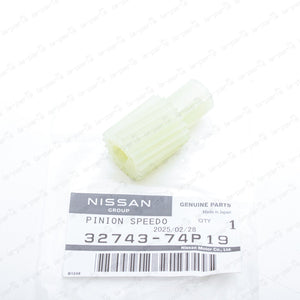 New Genuine Nissan Pickup D21 Pathfinder Speedometer Pinion Gear 32743-74P19