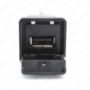 NEW GENUINE NISSAN INFINITI USB CONNECTOR AUXILIARY ADAPTER AUX 284H31FA0B