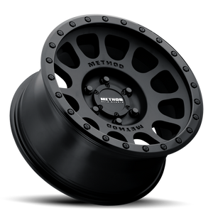 Method MR305 NV 17x8.5 0mm Offset 8x6.5 130.81mm CB Matte Black/Gloss Black Wheel